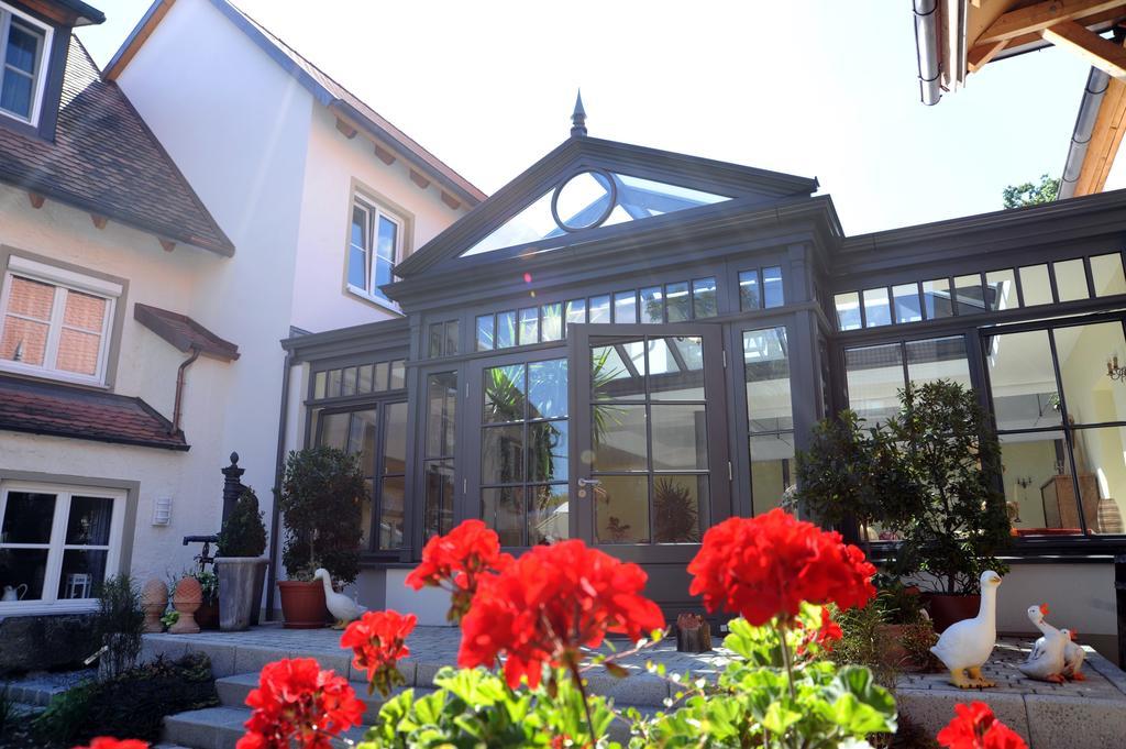 Landgasthof Zum Schwarzen Adler Markt Nordheim Exterior photo